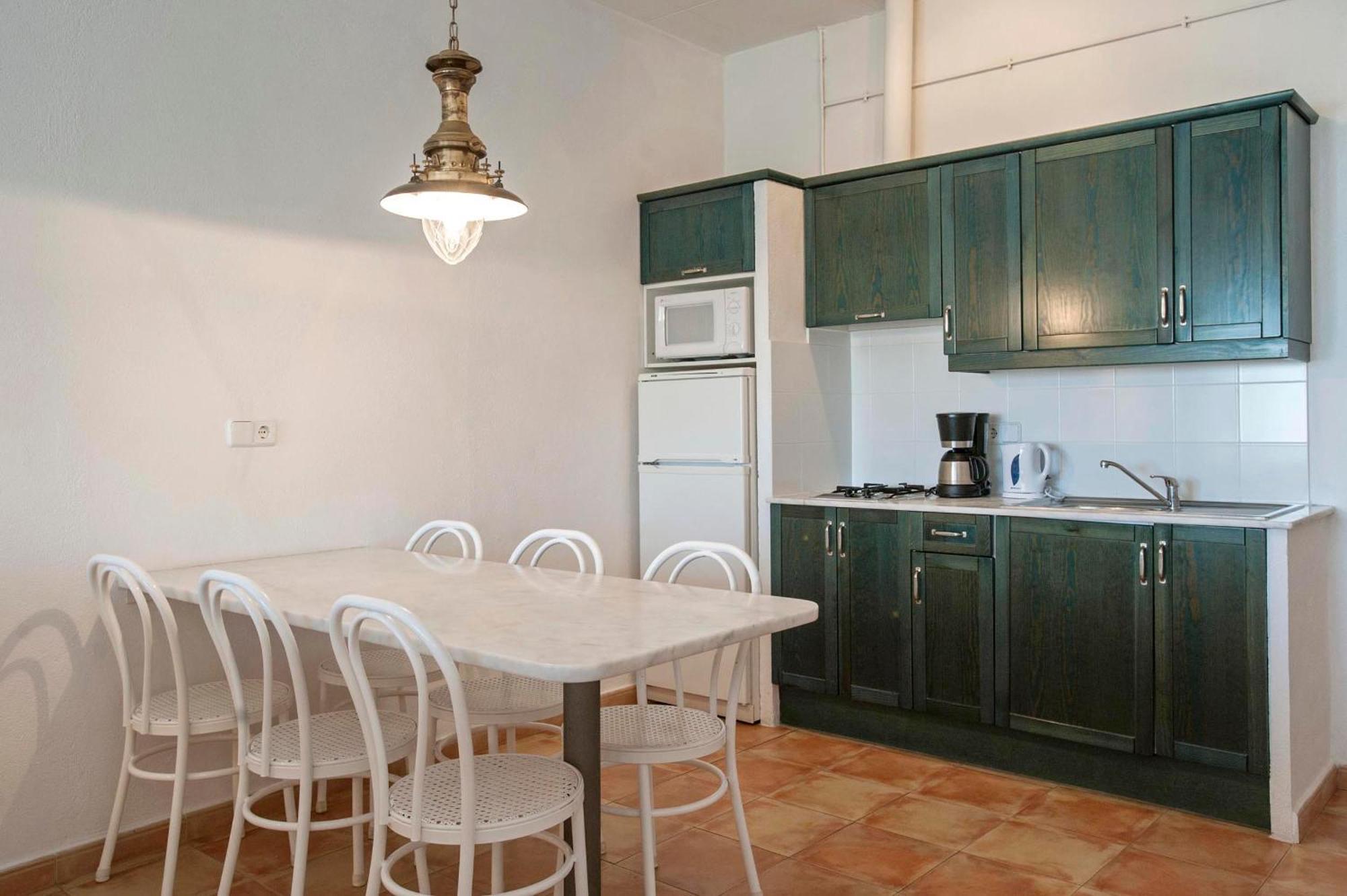 Apartaments El Berganti En Canyelles Petites Roses Quarto foto