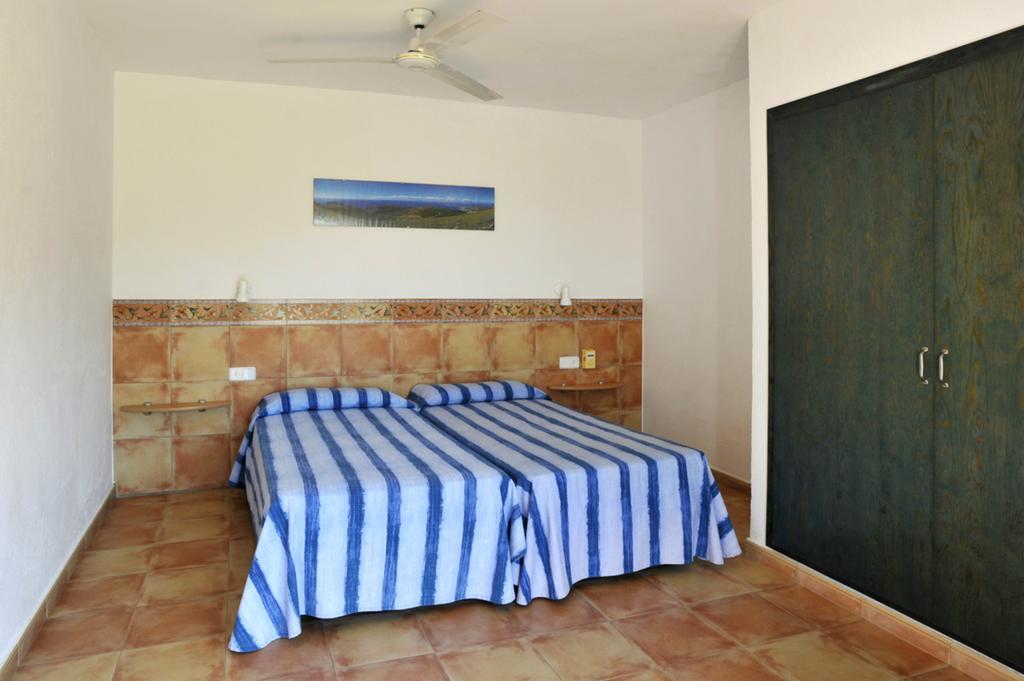 Apartaments El Berganti En Canyelles Petites Roses Quarto foto